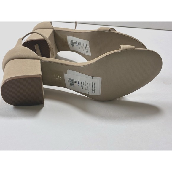 Steve Madden Irenee Sandals in Sand Nubuck Low-Block Heel Size 8.5M - Picture 6 of 9